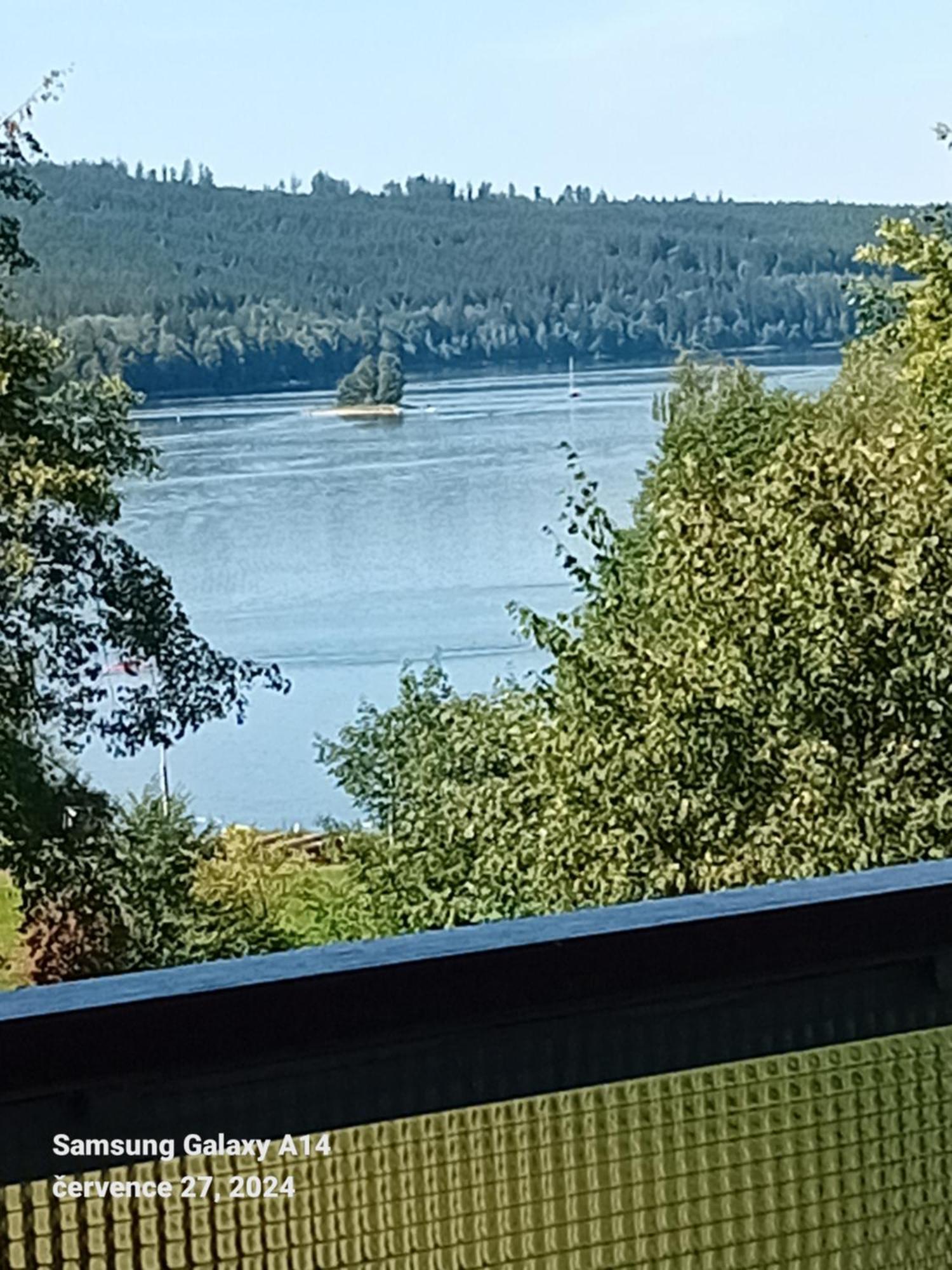 Apartman Lipno A12 Lipno nad Vltavou Zewnętrze zdjęcie