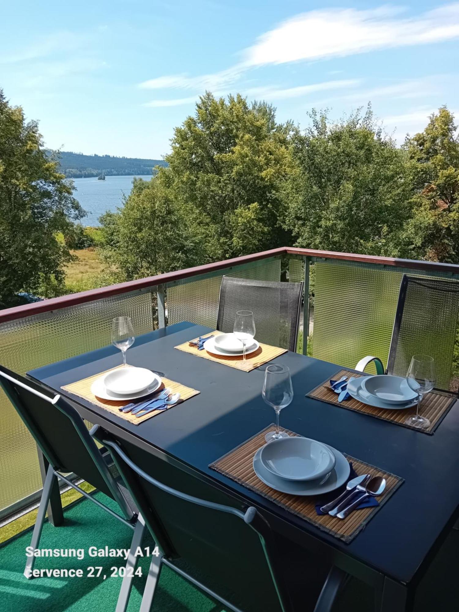 Apartman Lipno A12 Lipno nad Vltavou Zewnętrze zdjęcie